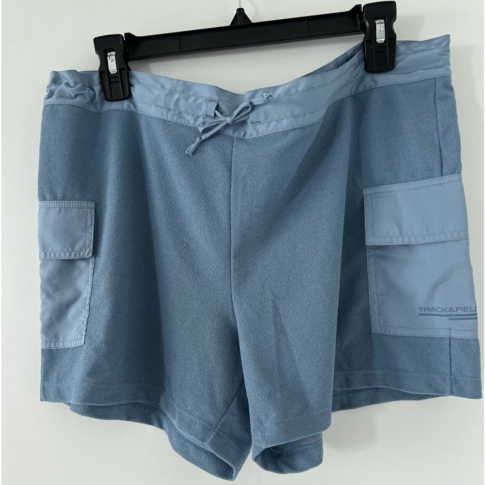Blue Shorts Track & Field adjustable waist
2 side pockets